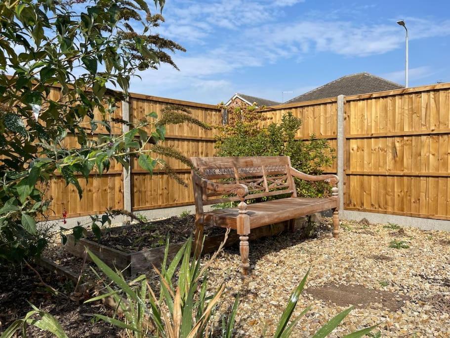 Lodge In The Heart Of Bourne Thurlby ภายนอก รูปภาพ